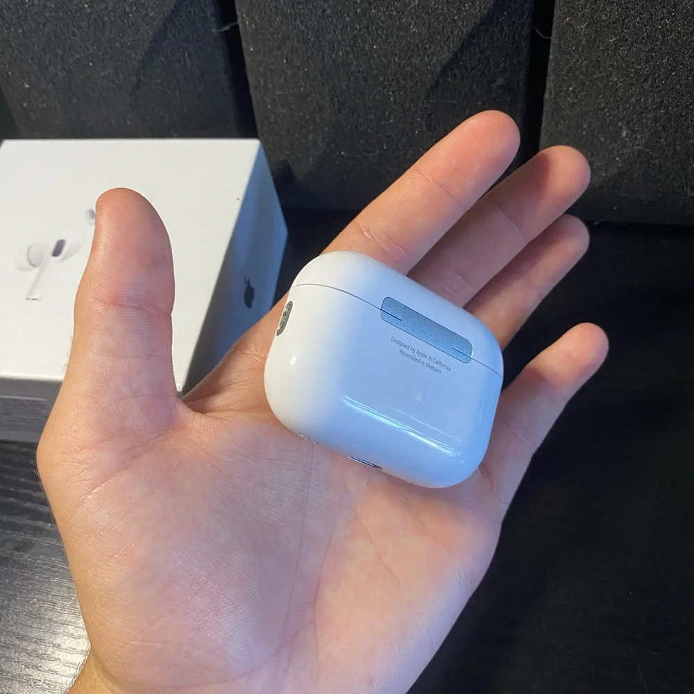 AirPod Pro 2nd Generation MagSafe & USB-C Charging